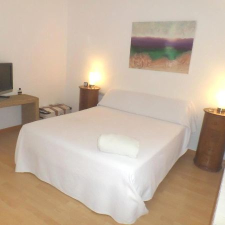 דירות סיטגס Ground Floor Sea View מראה חיצוני תמונה